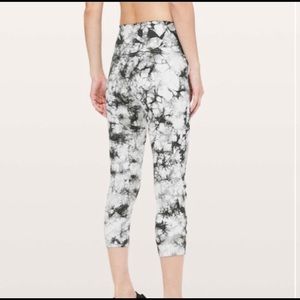 Lululemon Shibori Wunder Under High Rise 21”